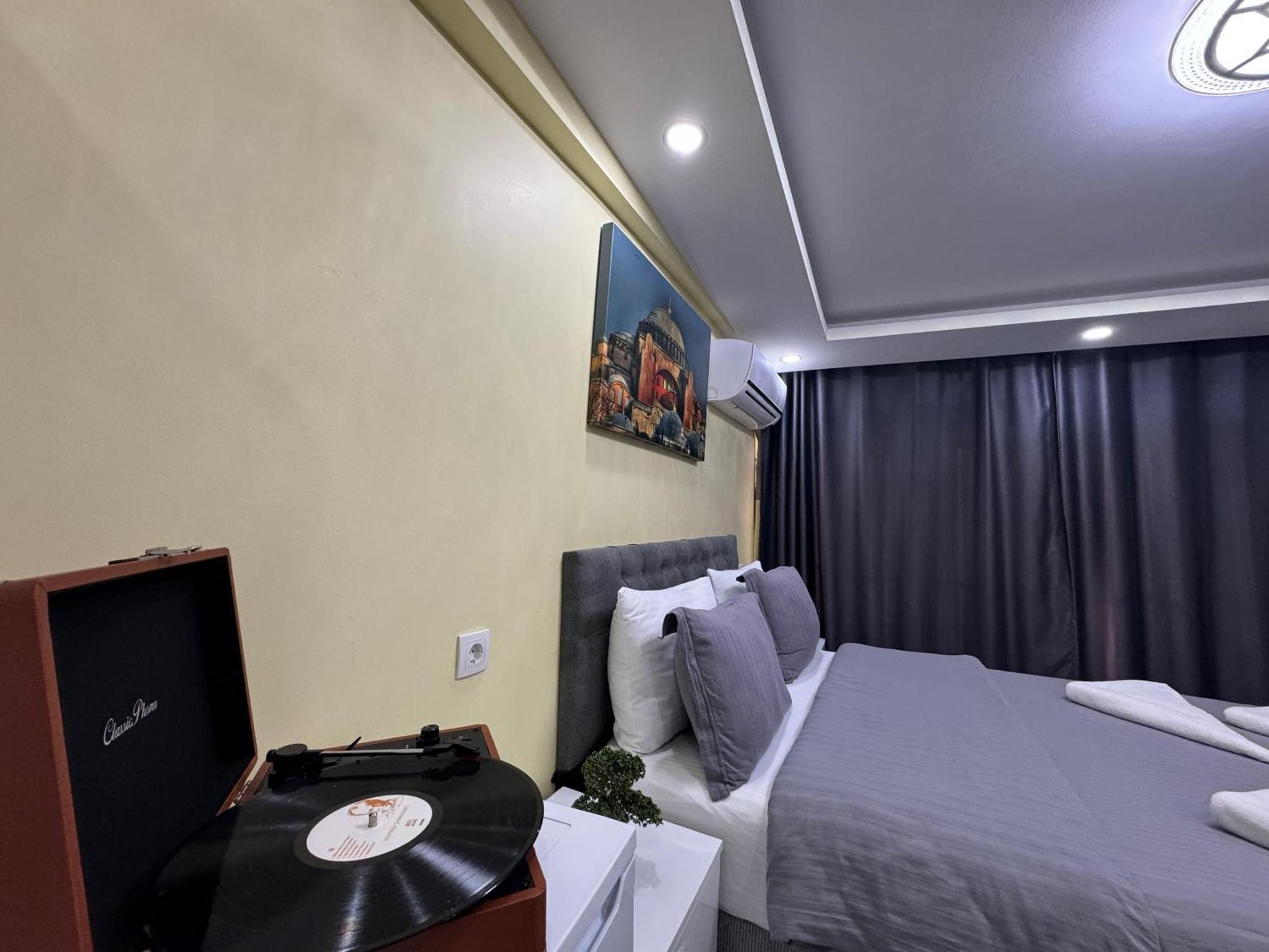 Ozer Hotel & Apartments Istanbul Exterior photo